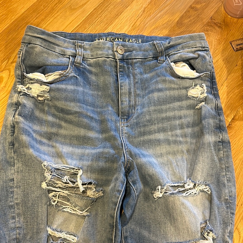 American eagle ripped skinny jeans. Size 14 regular